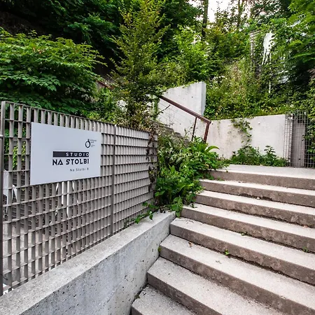 Na Stolbi * לובליאנה